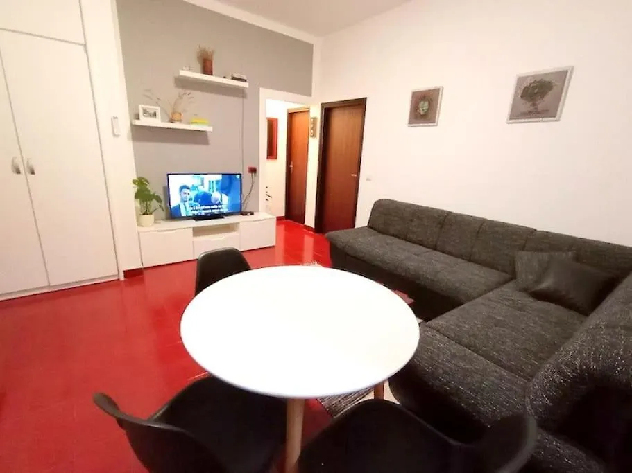 Apartment Near The Sea And Port Of Marina Veruda Pula 0*,